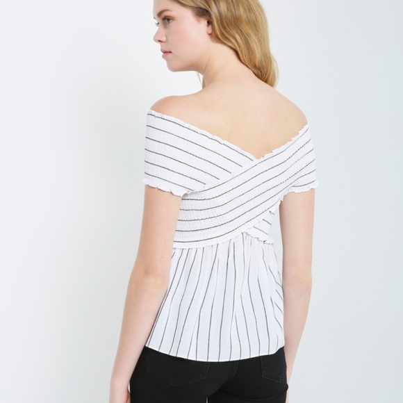 Striped off the shoulder top - Picture 5 of 6